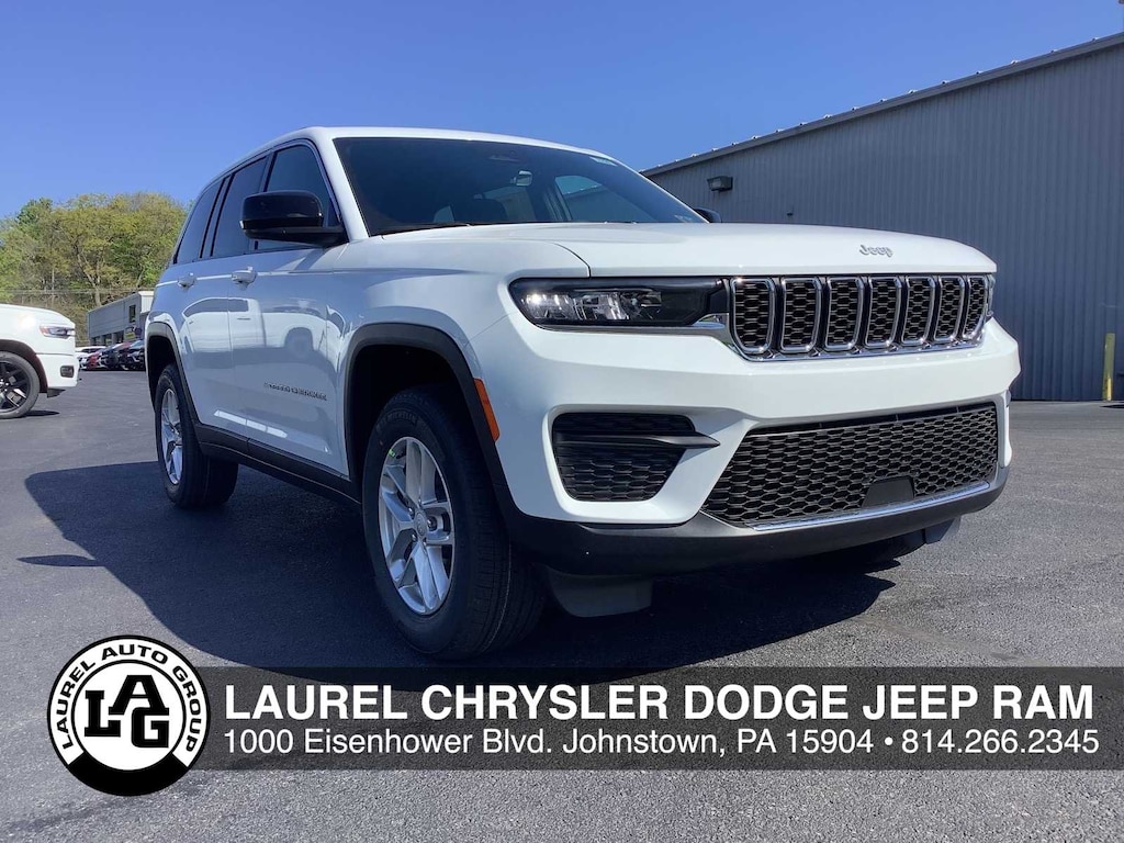 New 2026 Jeep Grand Cherokee LAREDO 4X4 Sport Utility