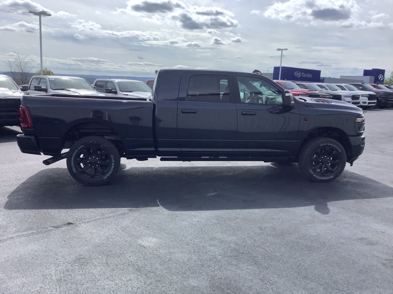 View vehicle photo 3