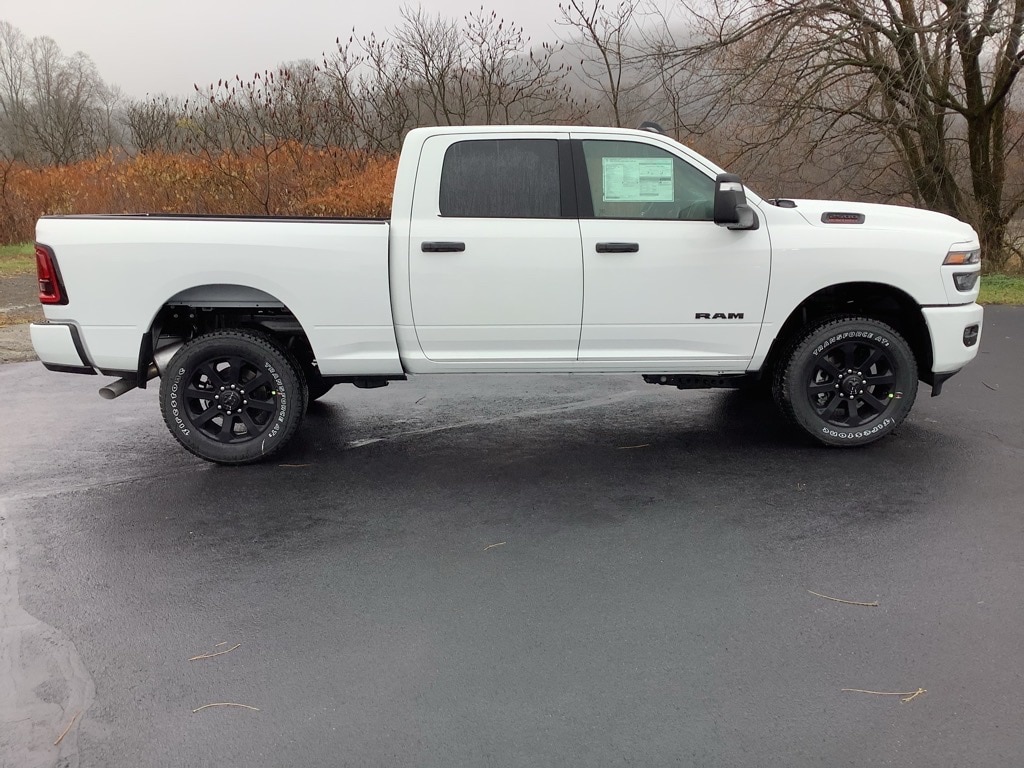 New 2026 Ram 2500 BIG HORN CREW CAB 4X4 6'4 BOX Pickup