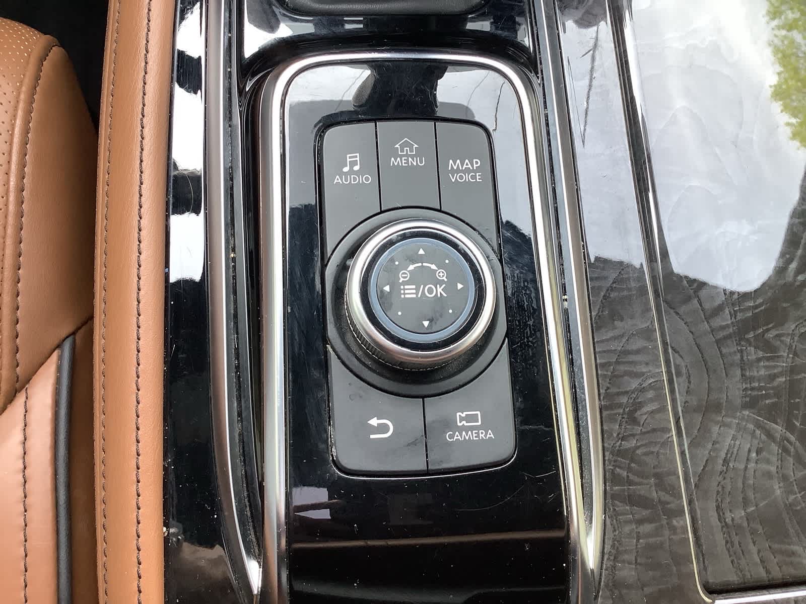 2023 INFINITI QX80 Sensory 4WD - Photo 26