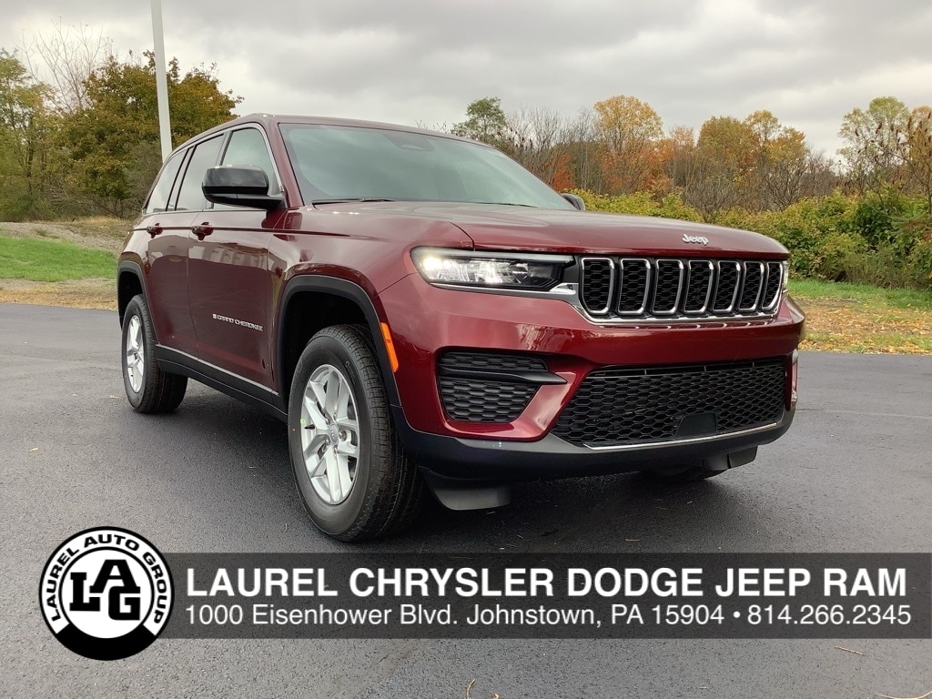 2025 Jeep Grand Cherokee Laredo's photo
