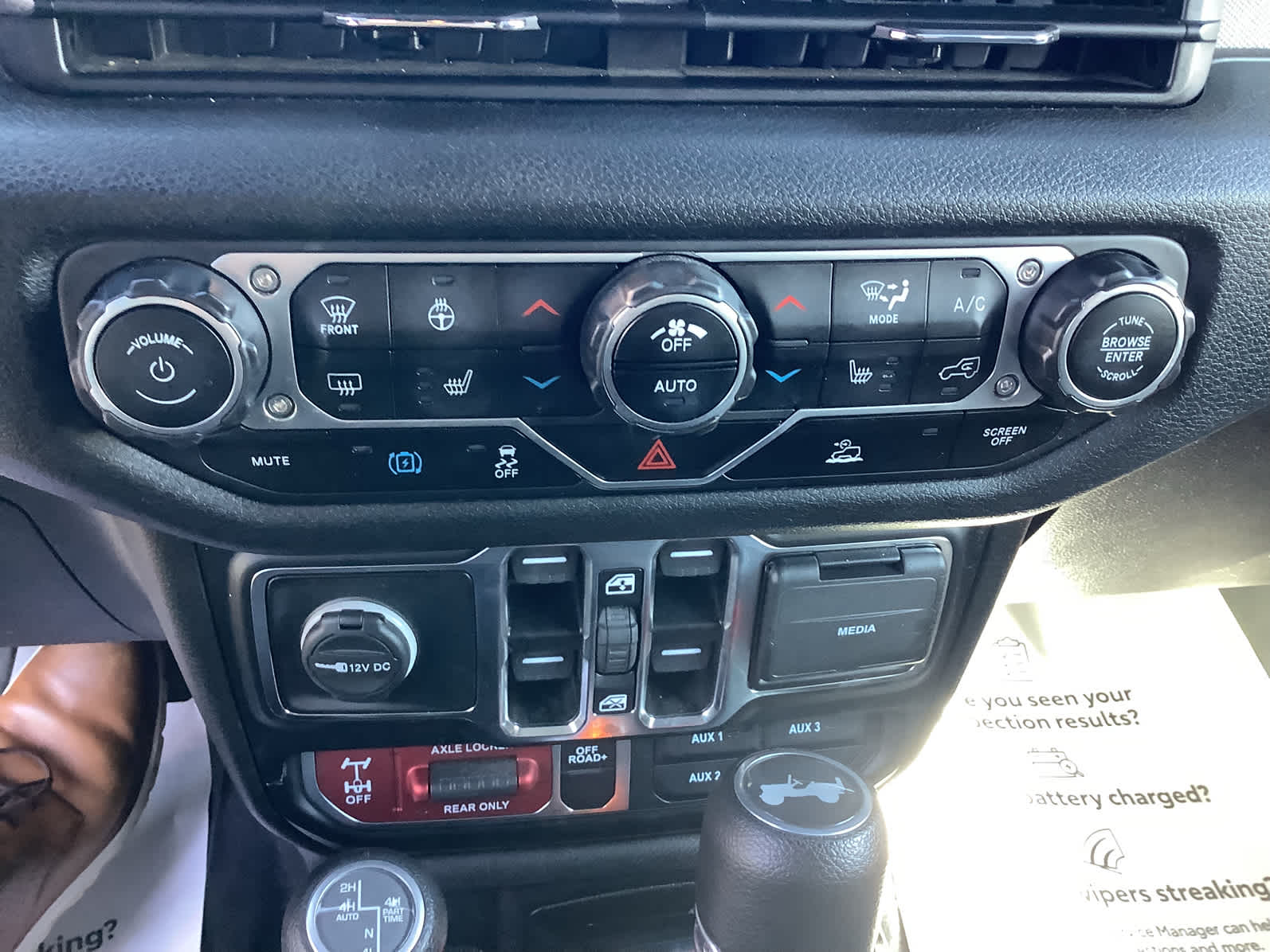 2024 Jeep Wrangler 4xe Willys 4XE - Photo 18