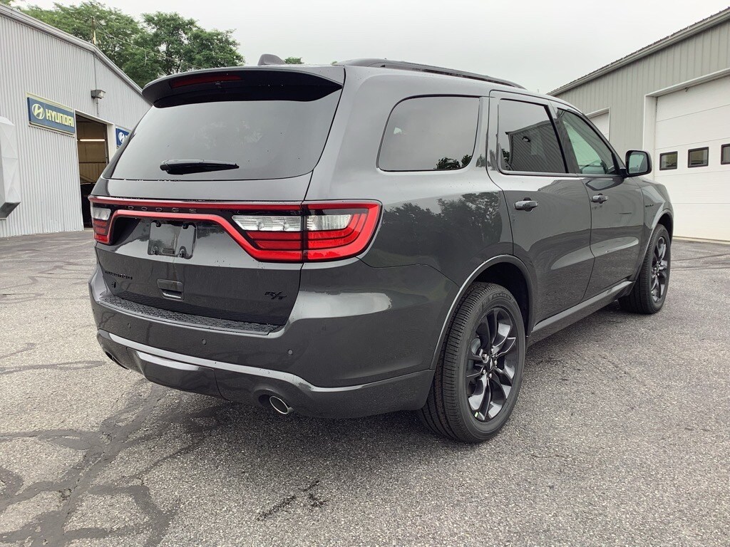 2025 Dodge Durango R/T Premium photo 3