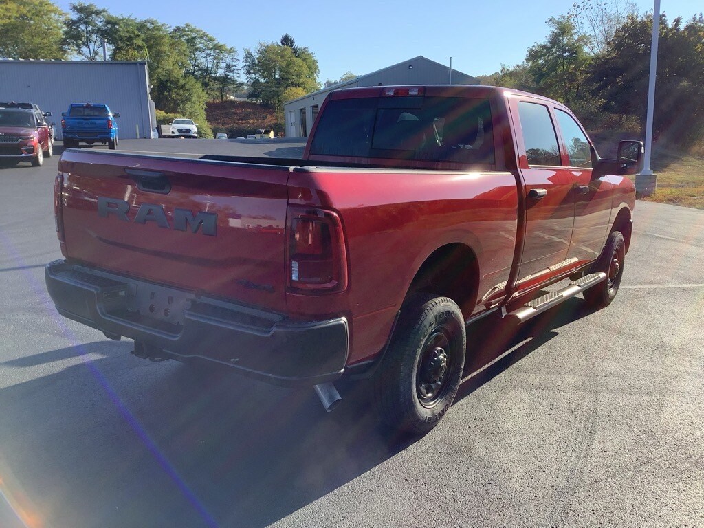 2025 Ram 2500 Tradesman photo 3