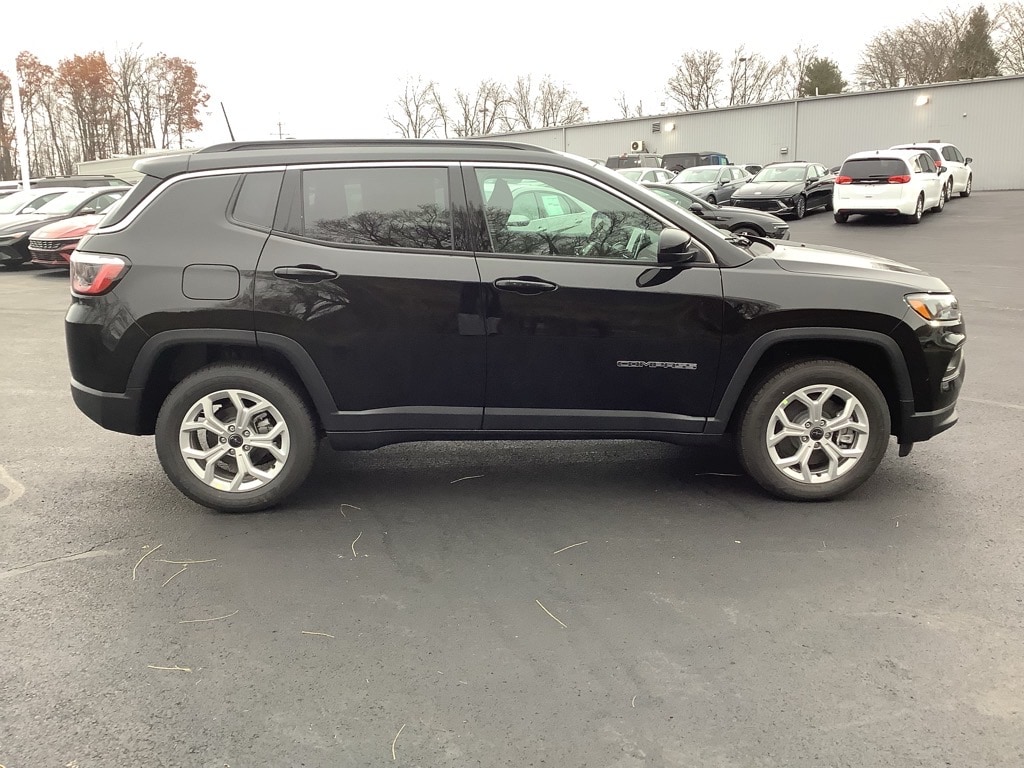 New 2026 Jeep Compass LATITUDE ALTITUDE 4X4 Sport Utility