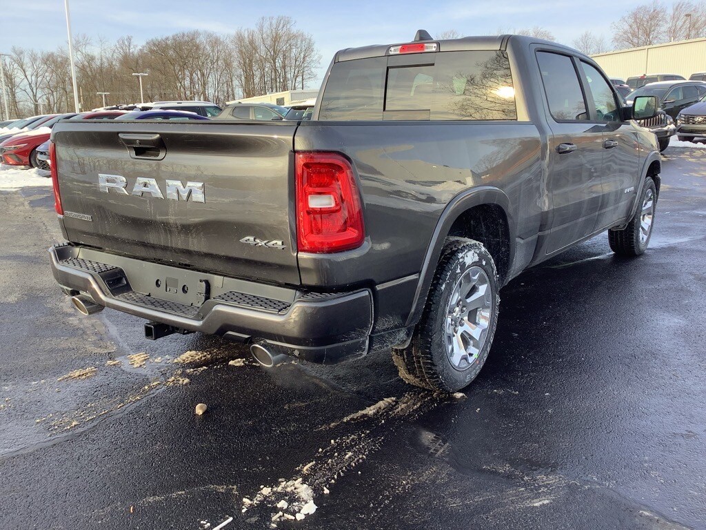 New 2026 Ram 1500 BIG HORN CREW CAB 4X4 6'4 BOX Pickup