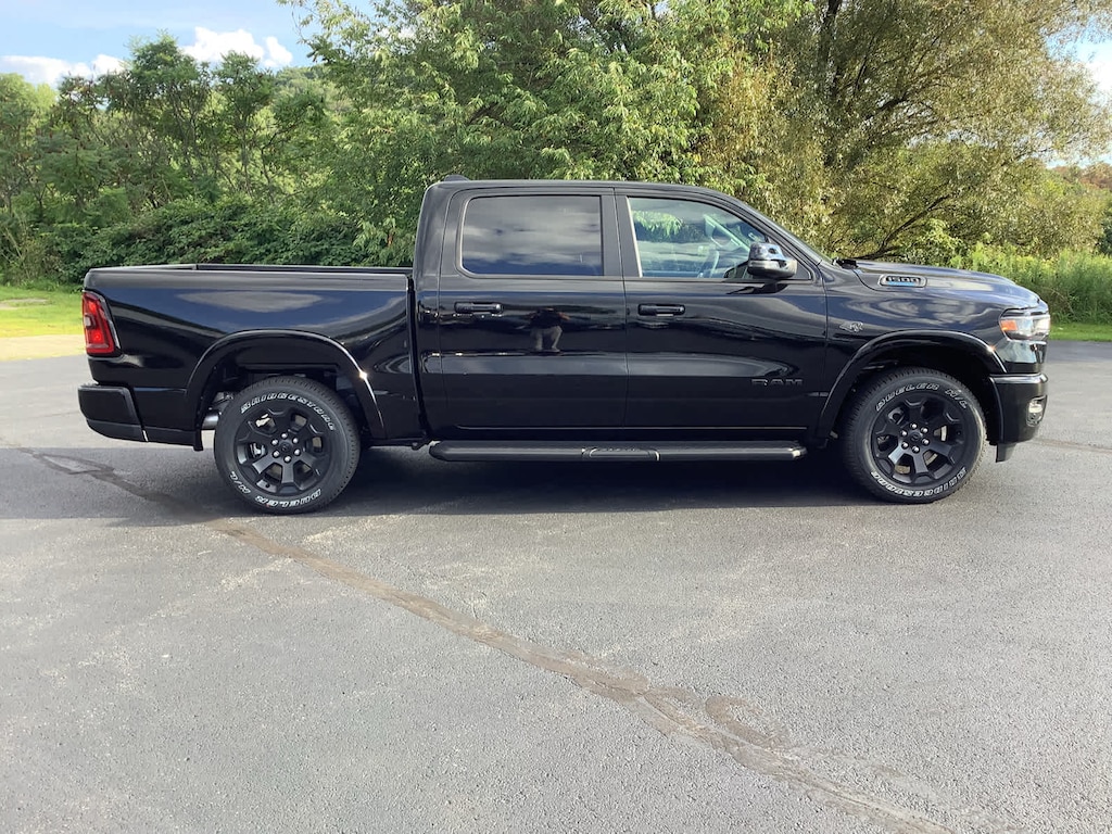New 2027 Ram 1500 Big Horn 4x4 Crew Cab 57 Box Pickup