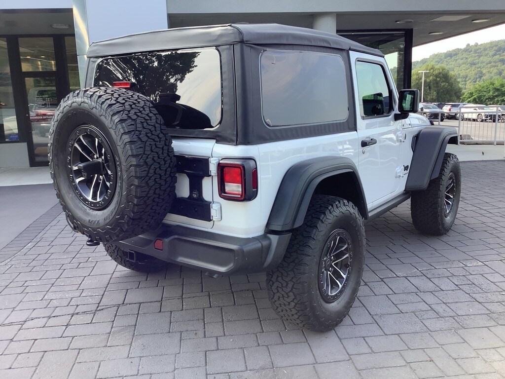 2025 Jeep Wrangler Two-Door Willys photo 3