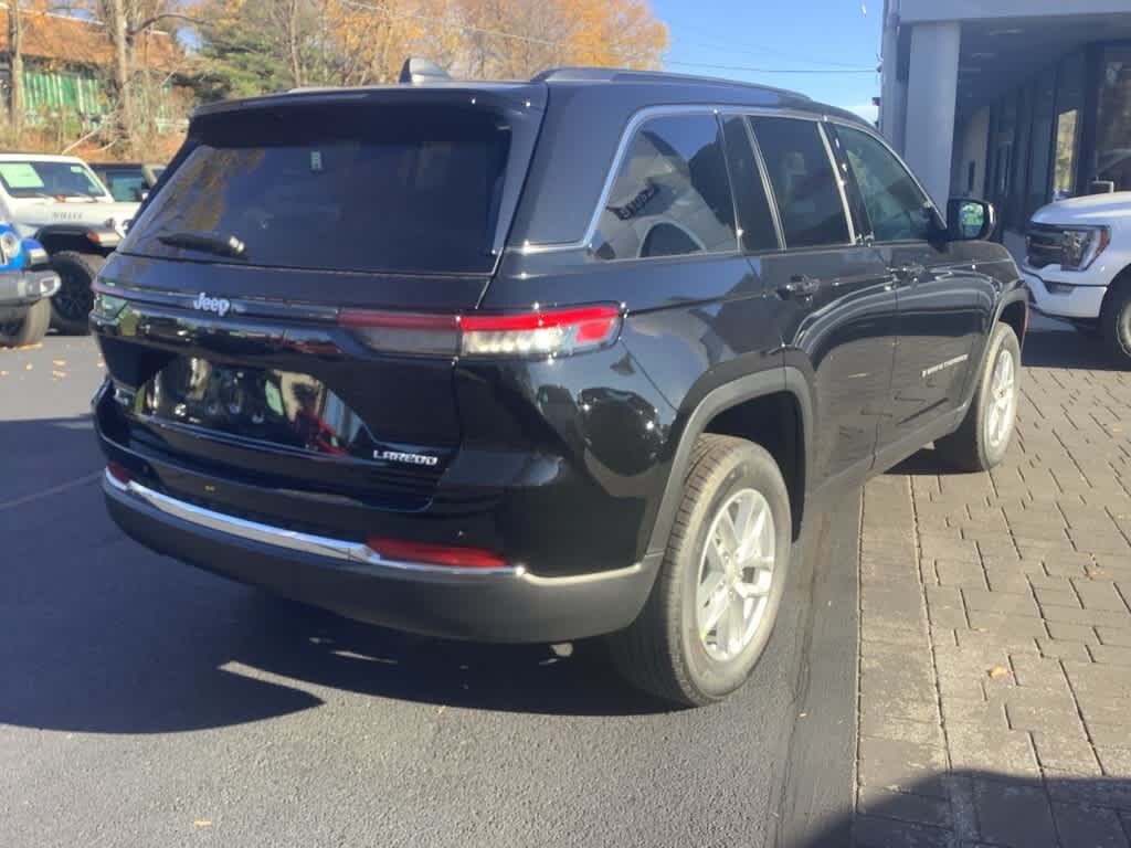 New 2025 Jeep Grand Cherokee LAREDO X 4X4 Sport Utility