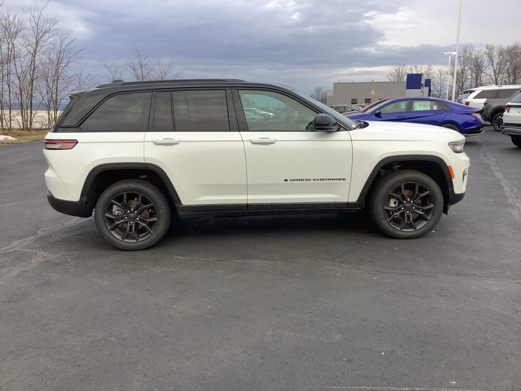 New 2025 Jeep Grand Cherokee LIMITED 4X4 Sport Utility