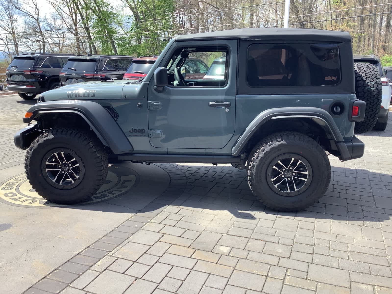 2026 Jeep Wrangler 2-Door Willys - Photo 8