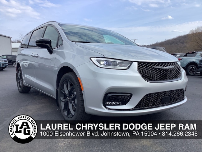 2026 Chrysler Pacifica LIMITED AWD Passenger Van