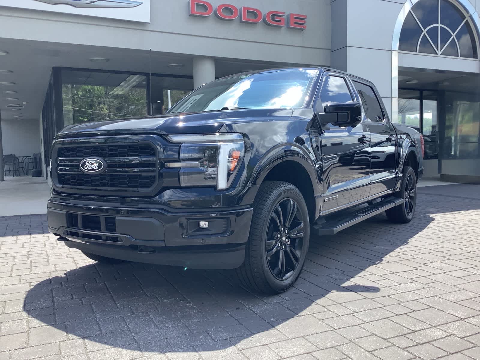 2025 Ford F-150 Lariat - Photo 8
