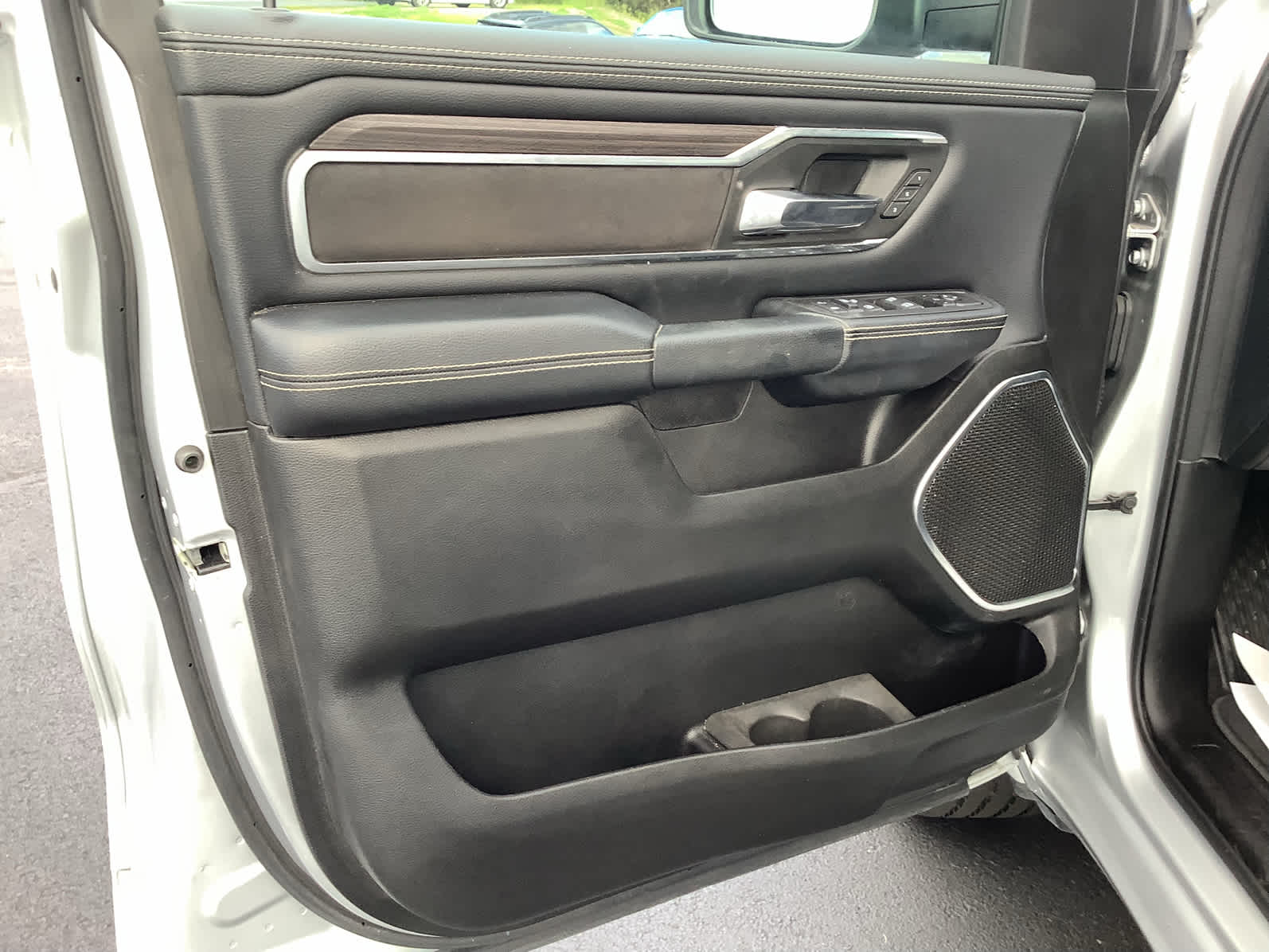 2026 RAM Ram 1500 Pickup Laramie - Photo 13