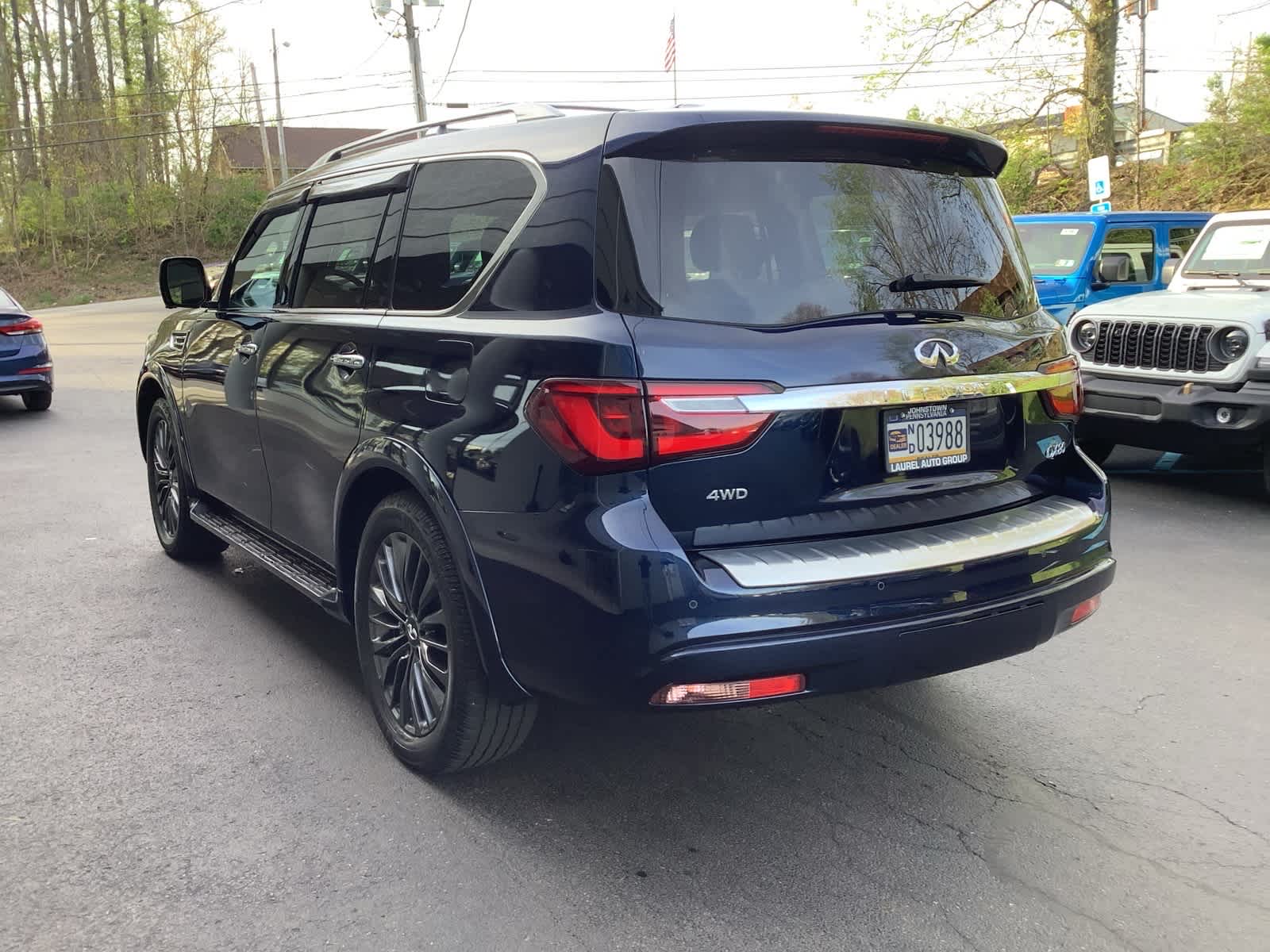 2023 INFINITI QX80 Sensory 4WD - Photo 6