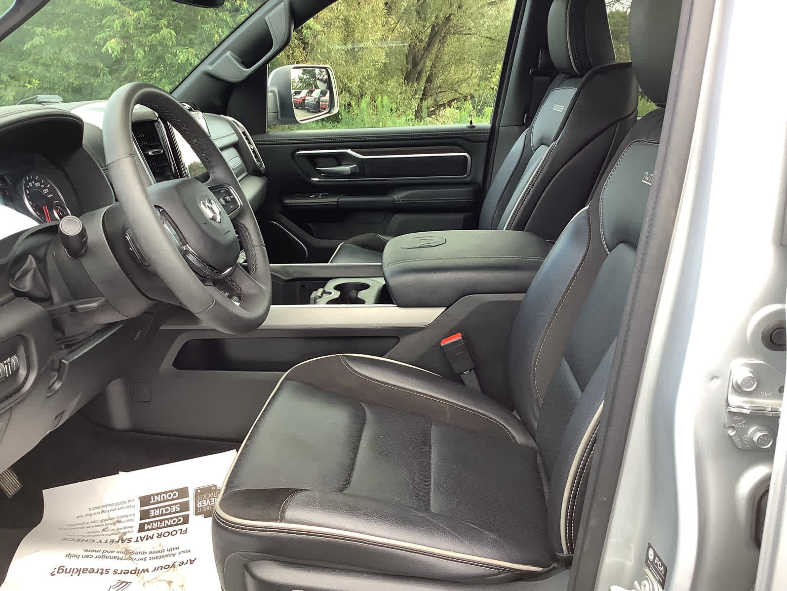 2026 RAM Ram 1500 Pickup Laramie - Photo 12
