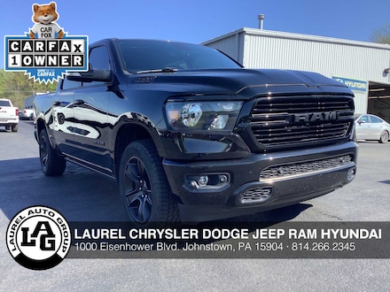2020 Ram 1500 BIG HORN NIGHT EDITION 4x4 Crew Cab 57 Box