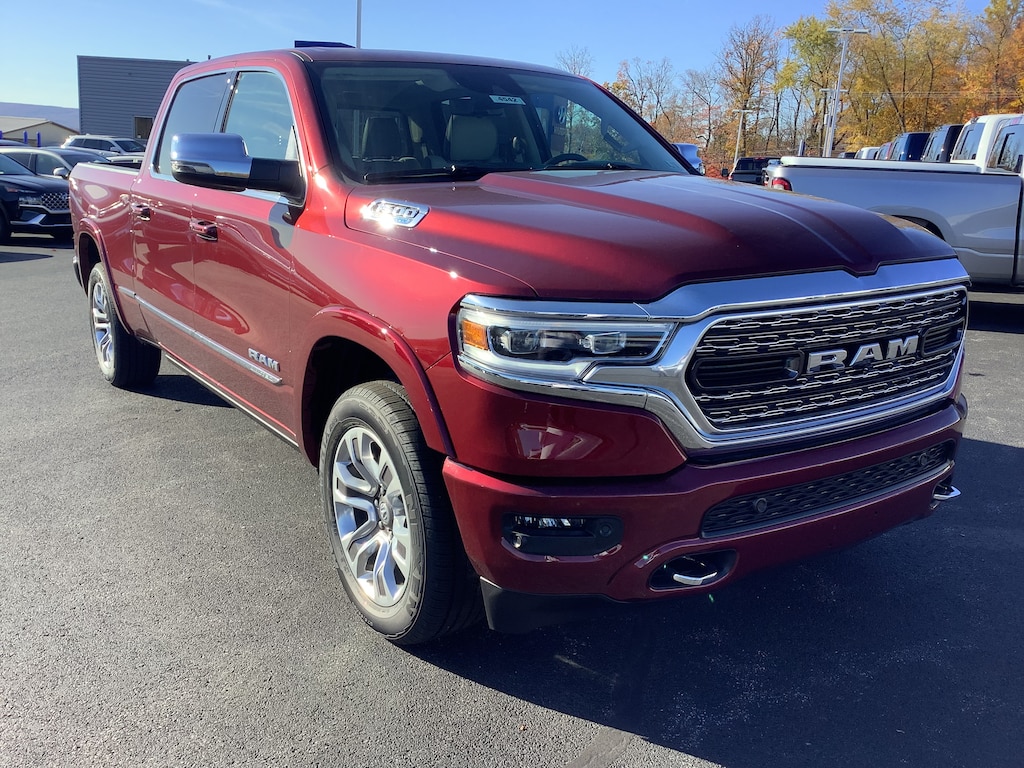 2024 Ram 1500 LIMITED CREW CAB 4X4 6'4 BOX For Sale Johnstown PA