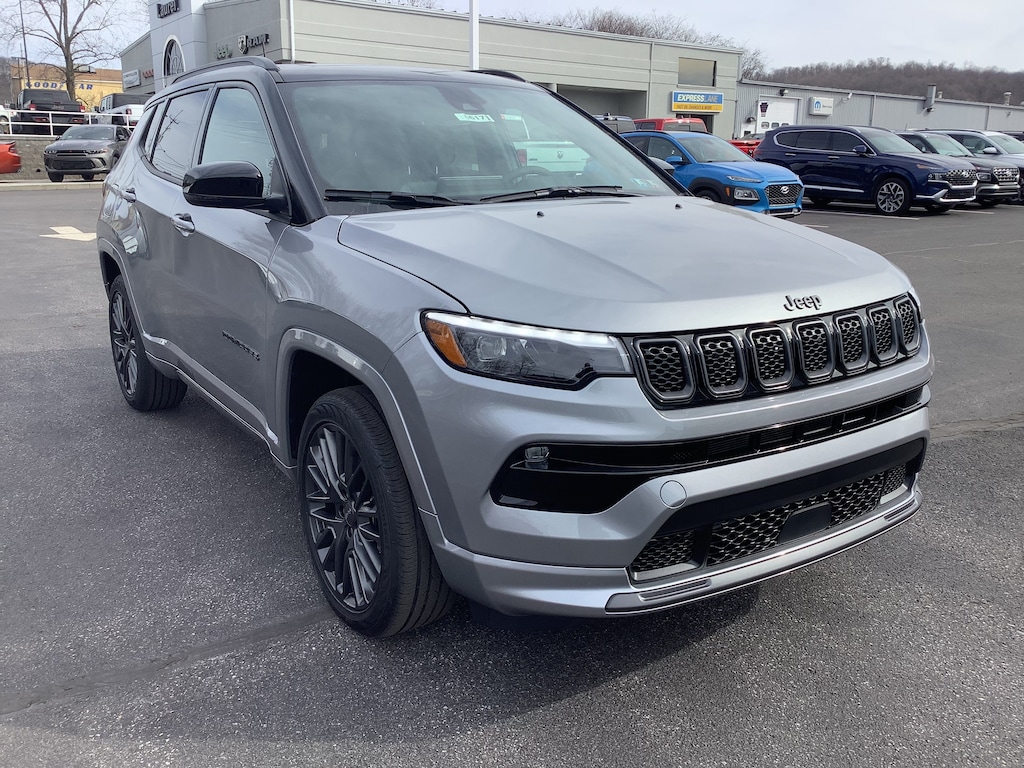 New 2024 Jeep Compass LIMITED 4X4 For Sale Latrobe PA