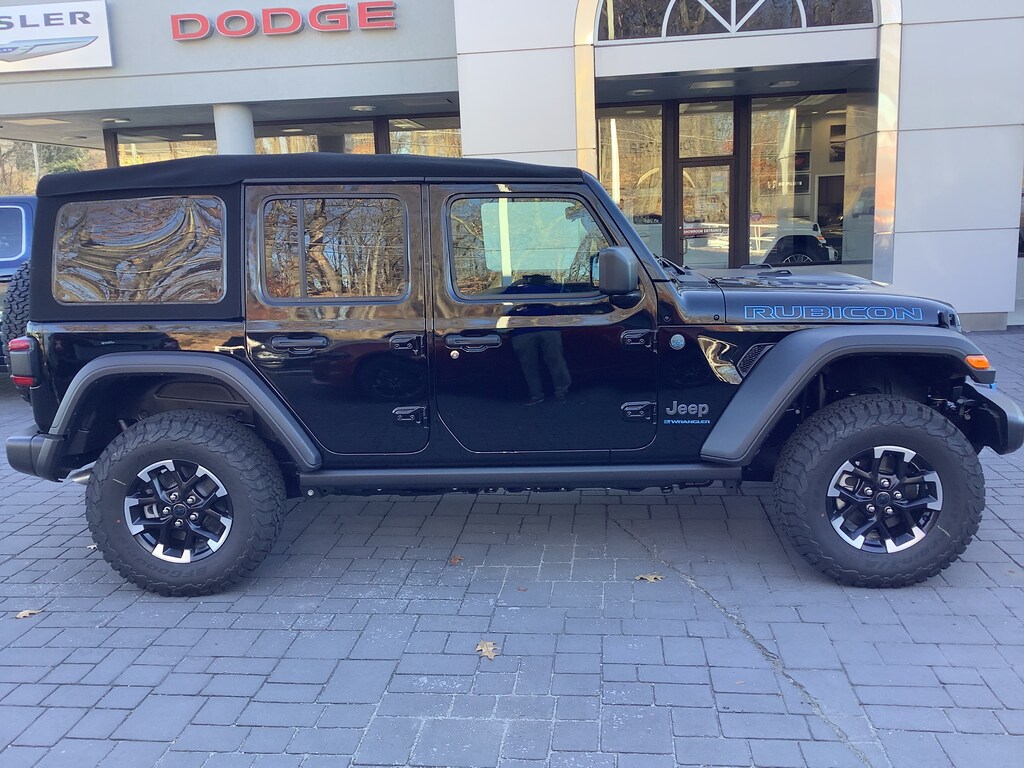New 2024 Jeep Wrangler 4xe 4DOOR RUBICON For Sale Latrobe PA