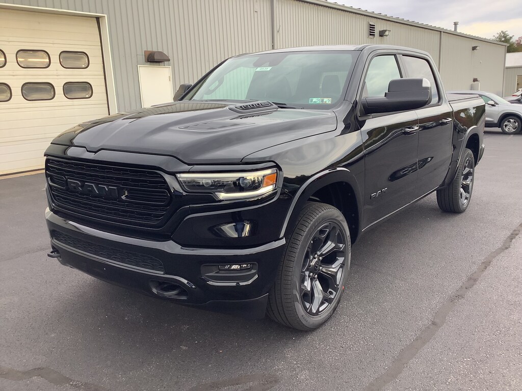 2024 Ram 1500 LIMITED CREW CAB 4X4 5'7 BOX For Sale Johnstown PA