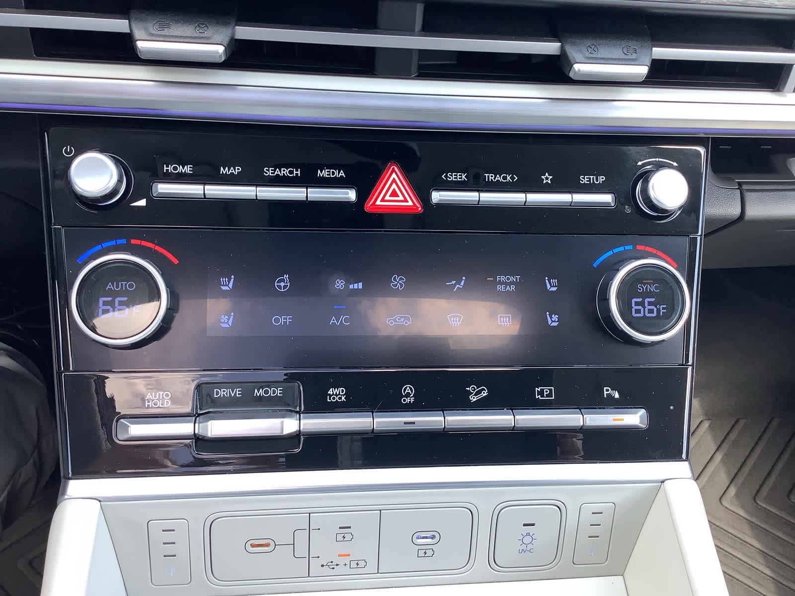 2024 Hyundai Santa Fe Calligraphy - Photo 21