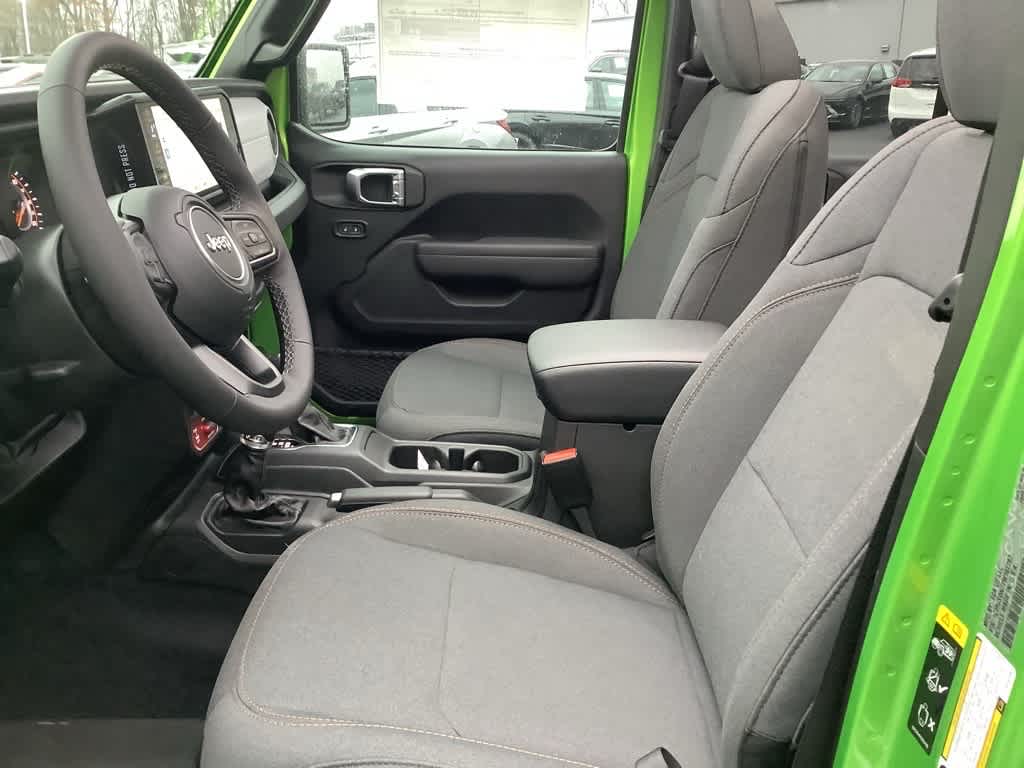 2026 Jeep Wrangler 4-Door Willys - Photo 15