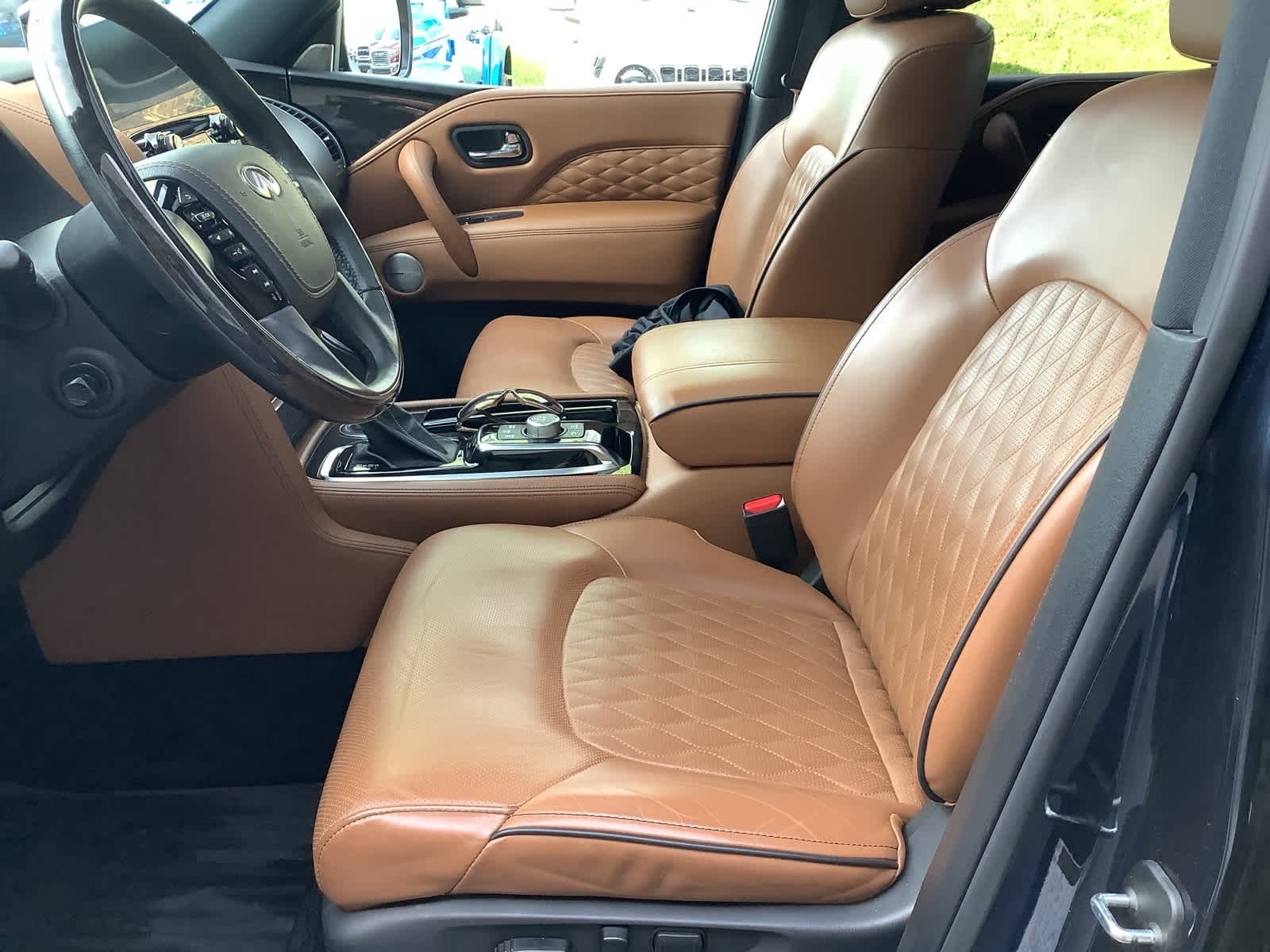 2023 INFINITI QX80 Sensory 4WD - Photo 16