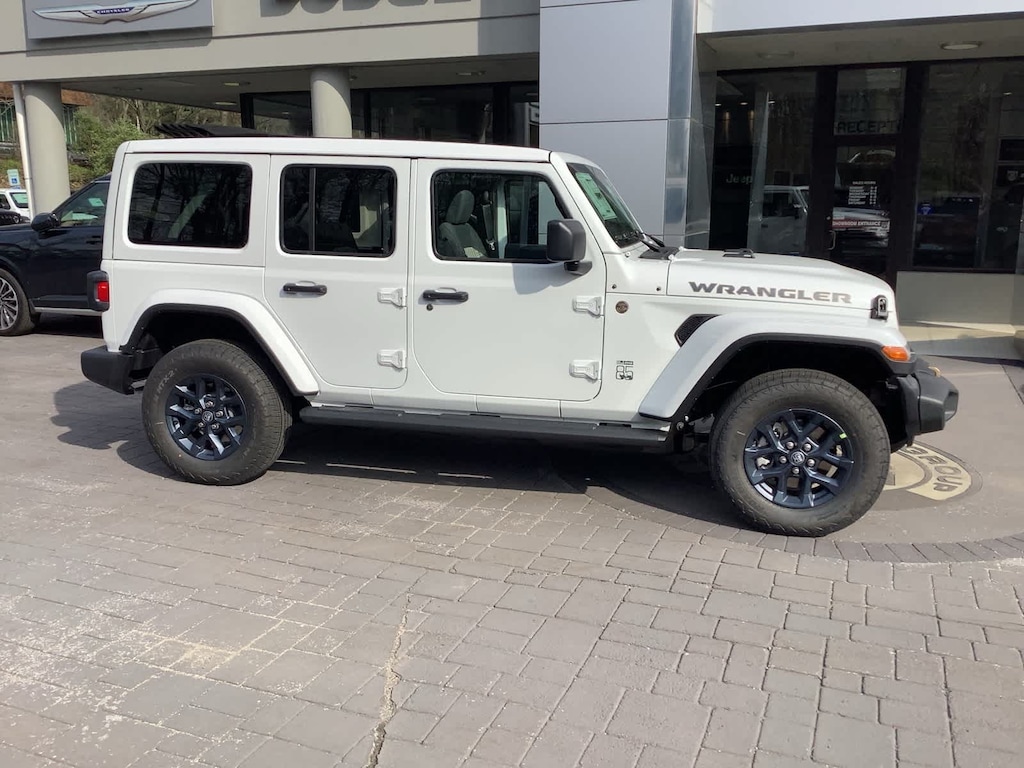 New 2026 Jeep Wrangler 4-DOOR 85TH ANNIVERSARY EDITION Sport Utility