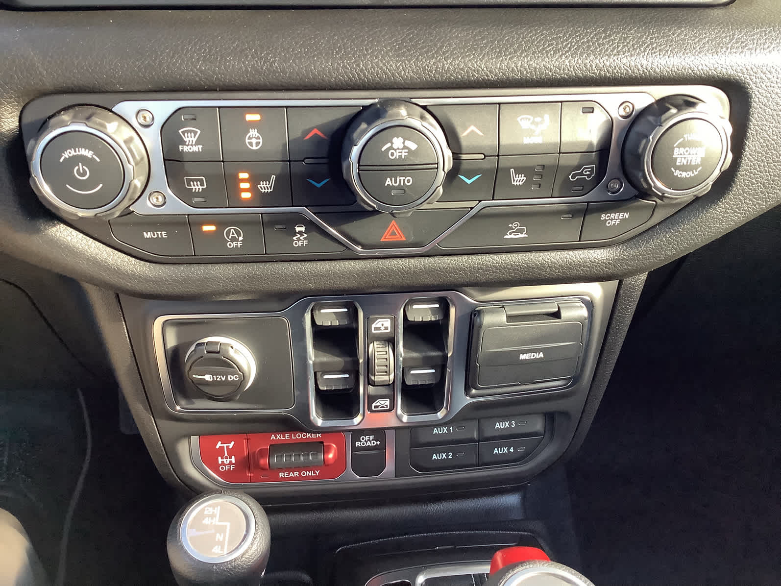 Photo 18