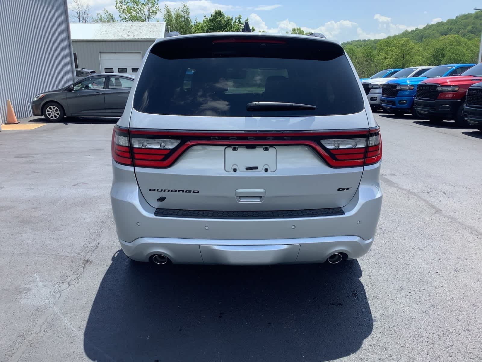 View vehicle photo 6