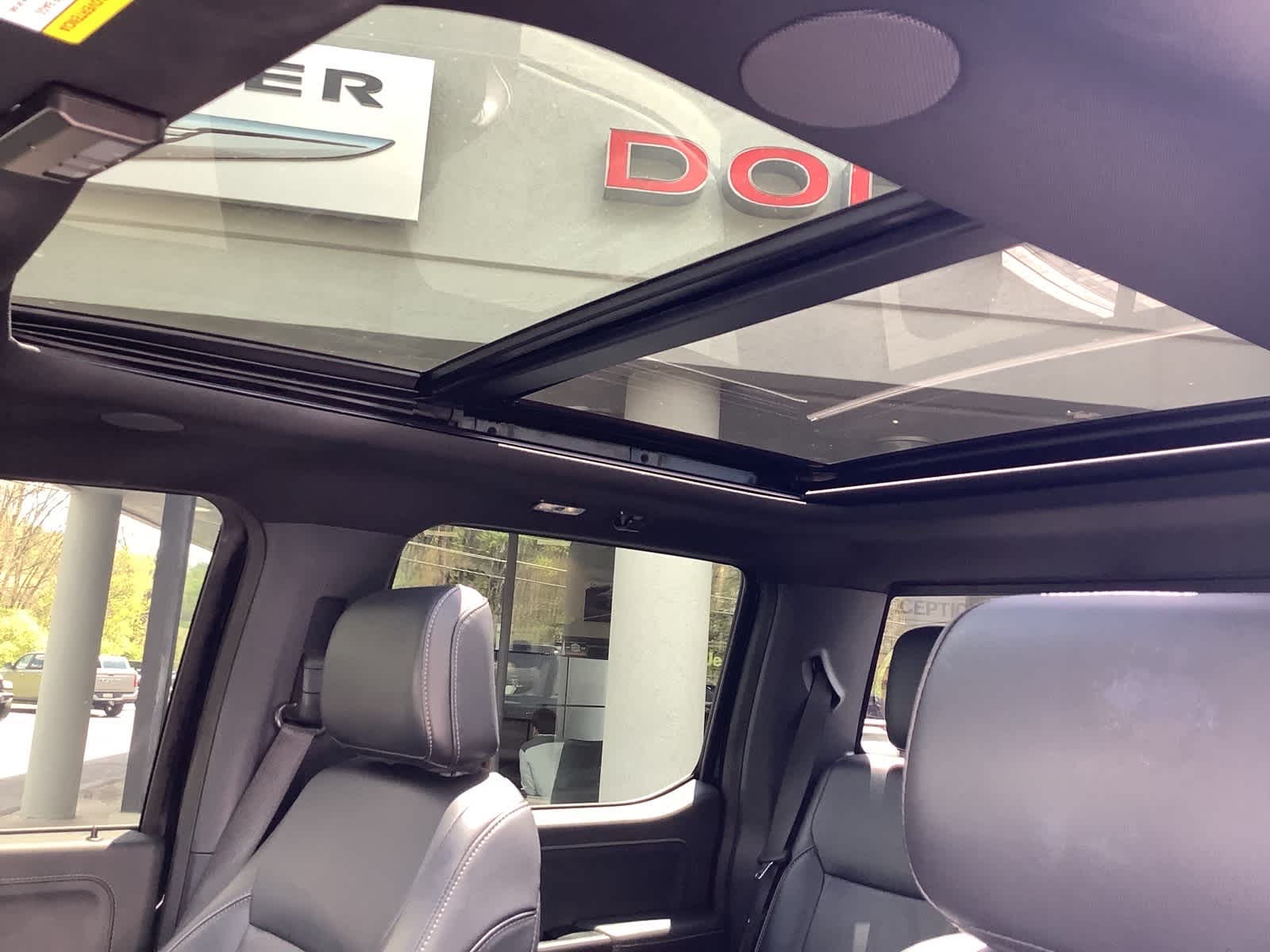 2025 Ford F-150 Lariat - Photo 14