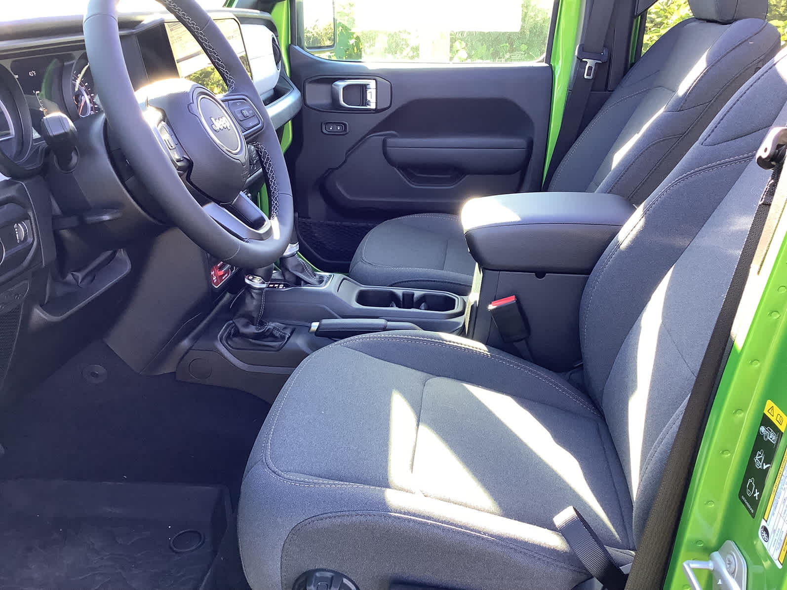 2026 Jeep Wrangler 4-Door Willys - Photo 12