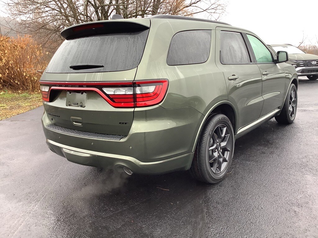 2026 Dodge Durango GT photo 2