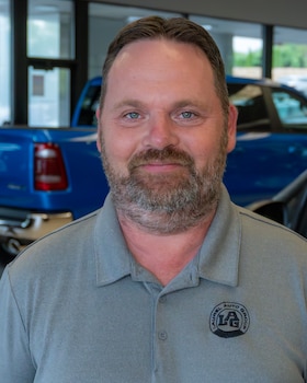 Staff member Shawn Hart from c09885c081b7