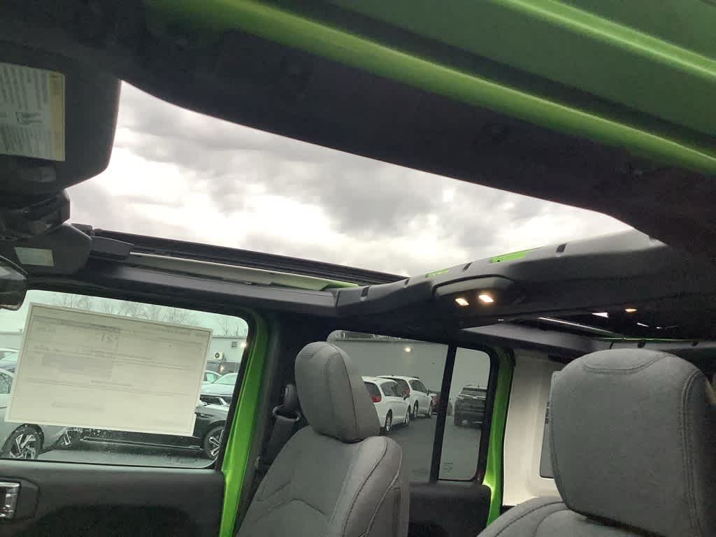 2026 Jeep Wrangler 4-Door Willys - Photo 17
