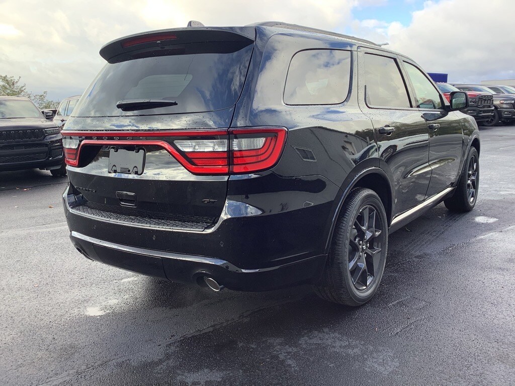 2026 Dodge Durango GT photo 3
