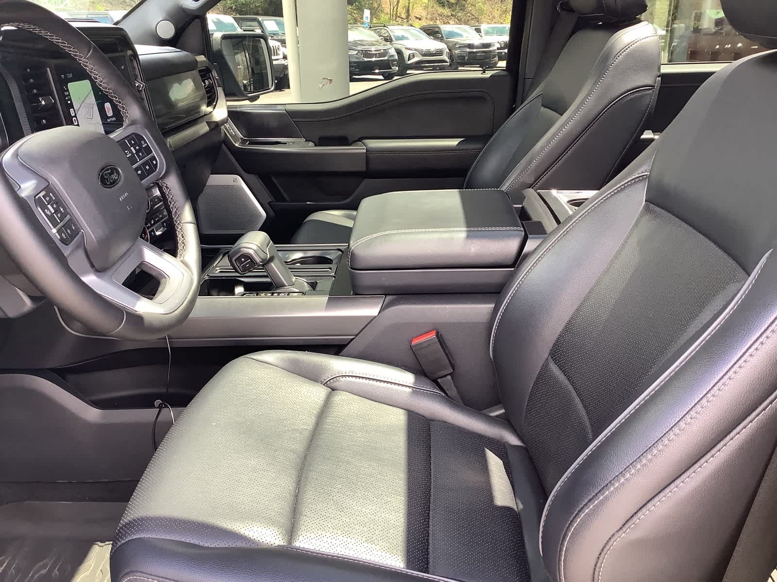 2025 Ford F-150 Lariat - Photo 12