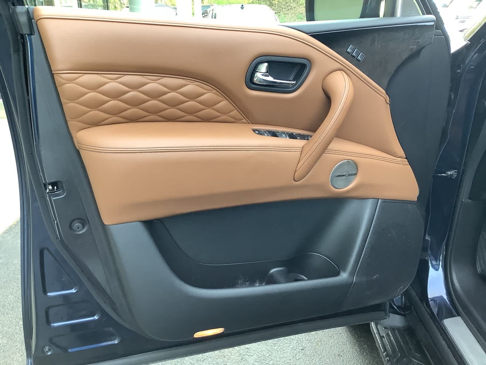 2023 INFINITI QX80 Sensory 4WD - Photo 17