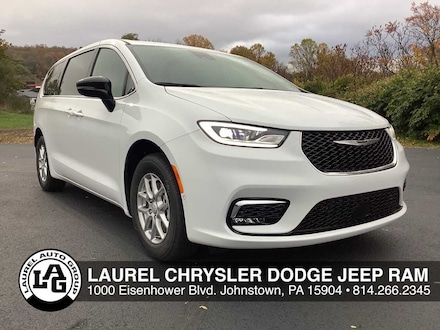 2026 Chrysler Pacifica Select Passenger Van
