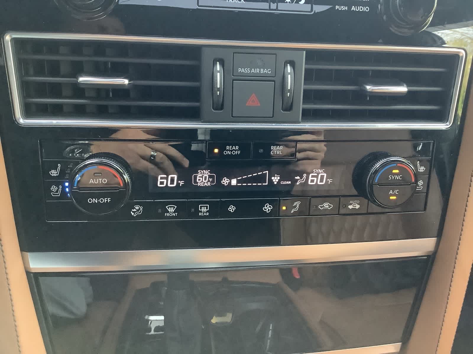 2023 INFINITI QX80 Sensory 4WD - Photo 24