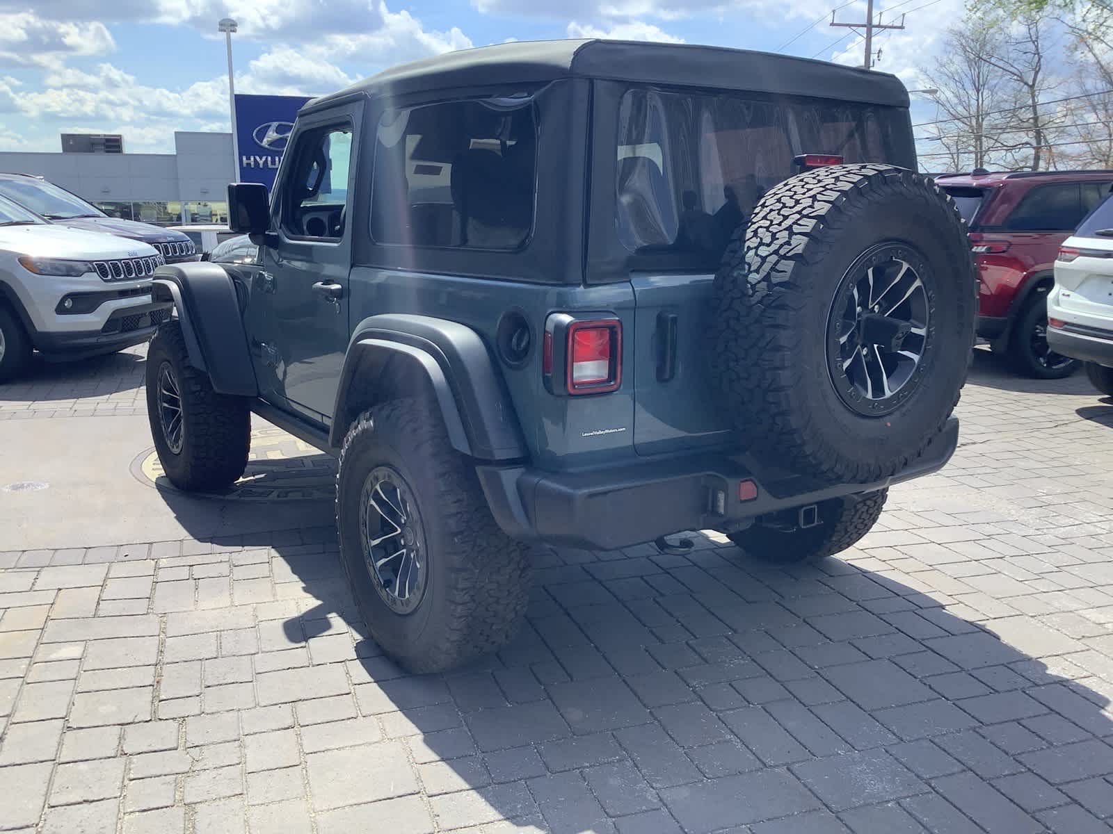 2026 Jeep Wrangler 2-Door Willys - Photo 7