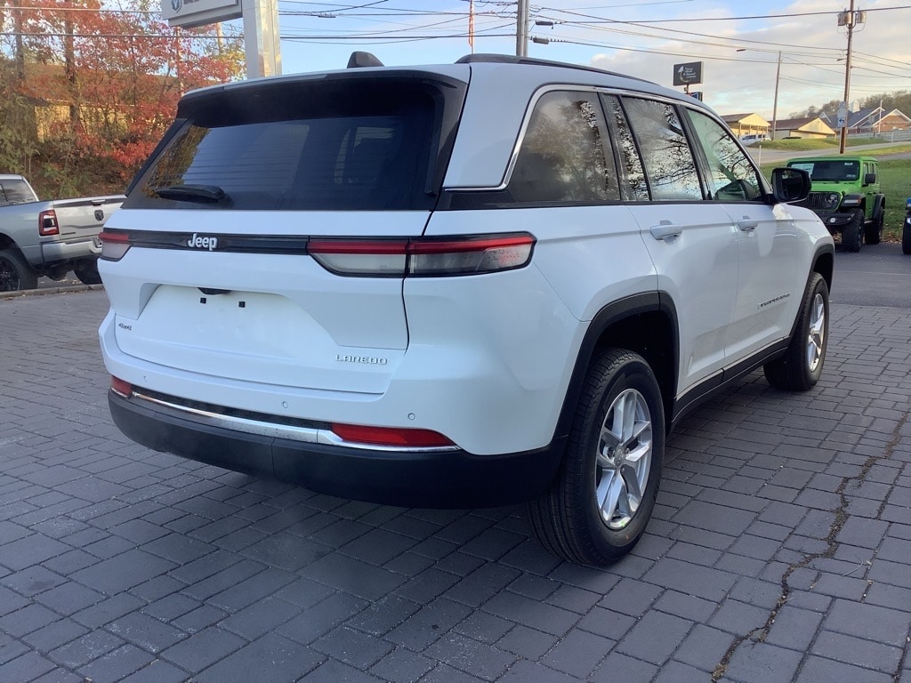 New 2025 Jeep Grand Cherokee LAREDO X 4X4 Sport Utility