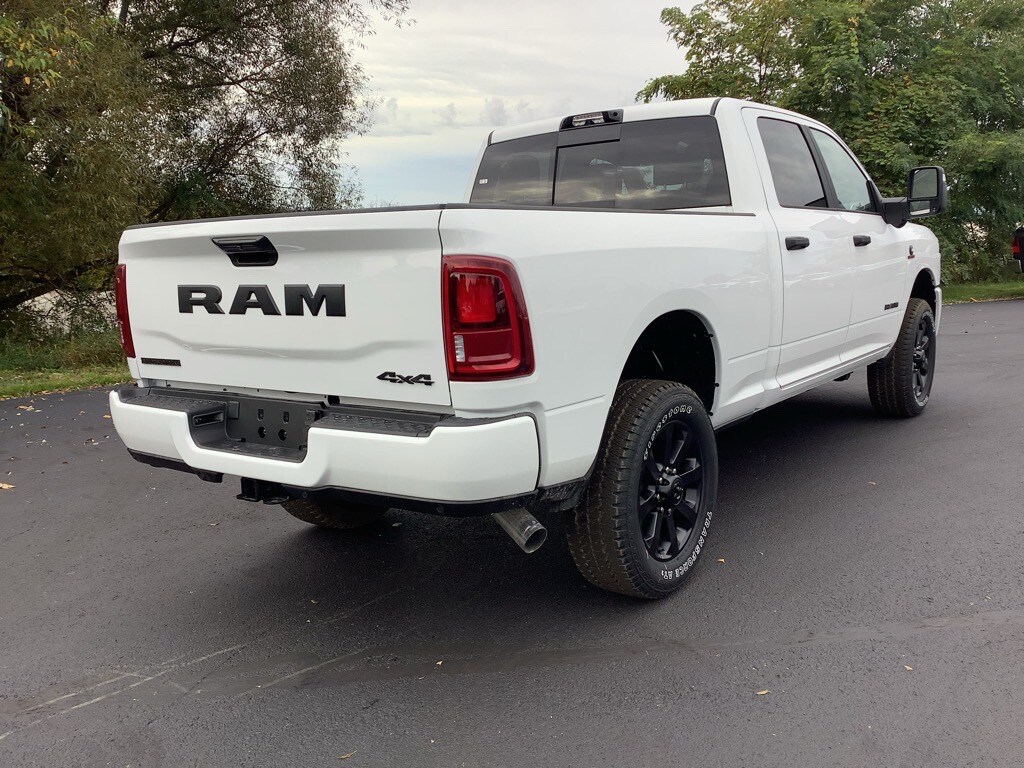 2026 Ram 2500 Big Horn photo 3