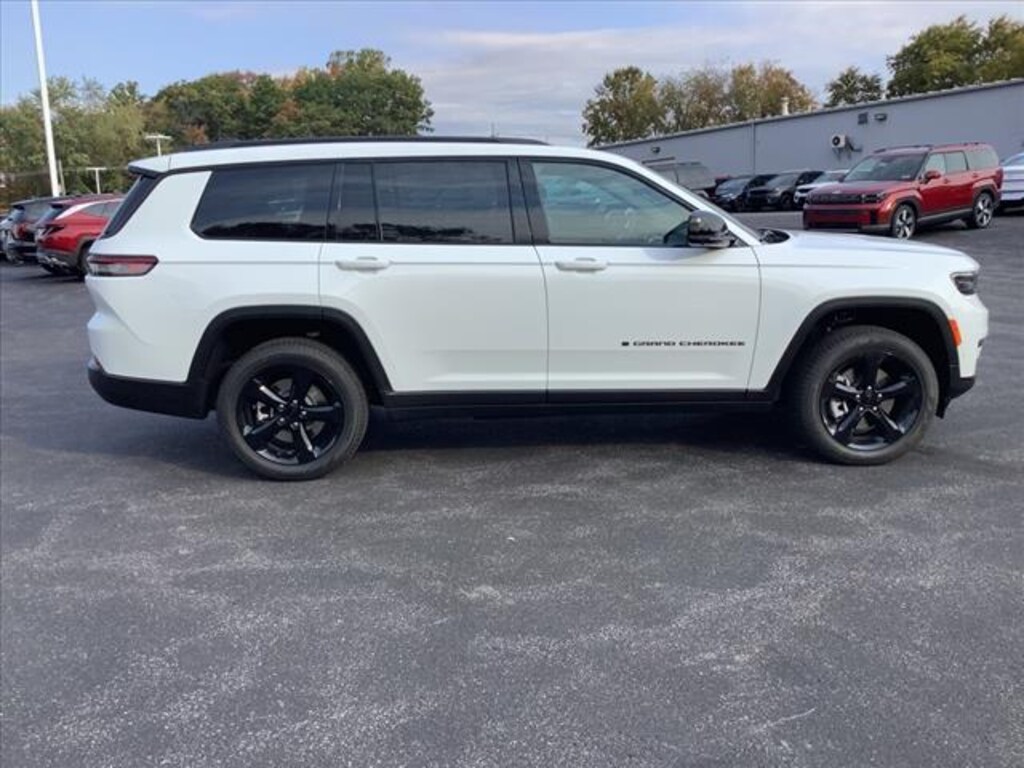 New 2025 Jeep Grand Cherokee L LIMITED 4X4 For Sale Latrobe PA
