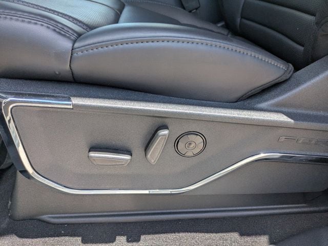 2026 Ford F-250 Super Duty Platinum - Photo 12
