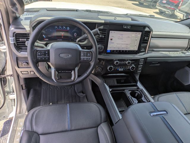 2026 Ford F-250 Super Duty Platinum - Photo 16