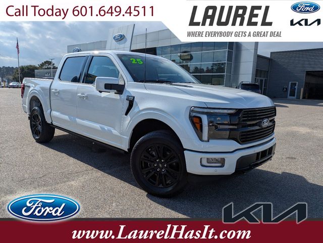 2025 Ford F-150 Platinum's photo