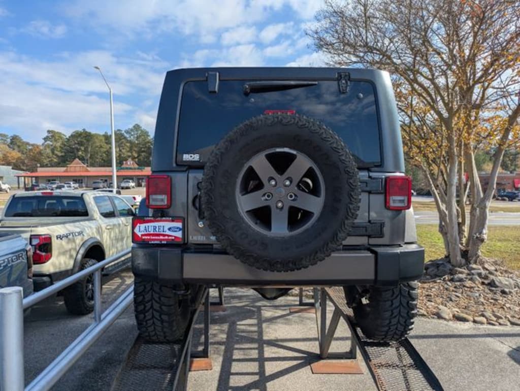 Used 2016 Jeep Wrangler Unlimited Freedom Edition SUV