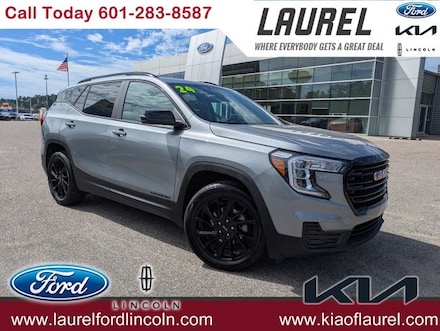 2024 GMC Terrain SLE SUV